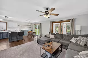 644 Granite Way, Sun Prairie, WI 53590 - Photo 7