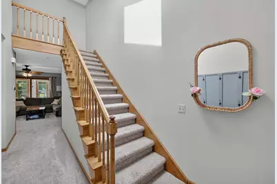 644 Granite Way, Sun Prairie, WI 53590 - Photo 3