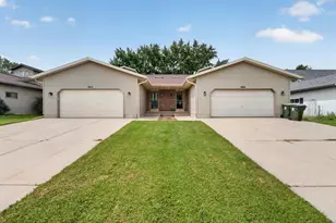 644 Granite Way, Sun Prairie, WI 53590 - Photo 1