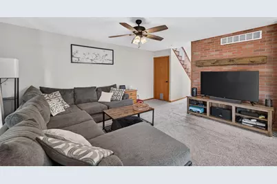 644 Granite Way, Sun Prairie, WI 53590 - Photo 7