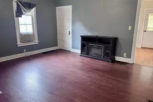 209 Riverside St, Janesville, WI 53548 - Photo 5