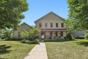1159 Gas Light Dr, Sun Prairie, WI 53590 - Photo 1