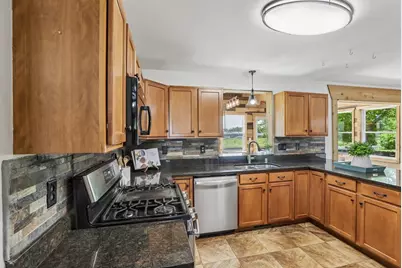 1159 Gas Light Drive, Sun Prairie, WI 53590 - Photo 5