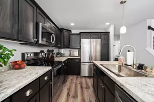 424 Pluto St, Madison, WI 53718 - Photo 3