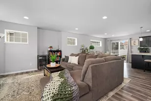 424 Pluto St, Madison, WI 53718 - Photo 9
