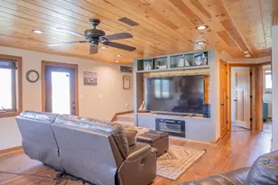 N8432 Lookout Point Ct, New Lisbon, WI 53950 - Photo 7