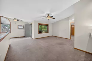 335 Starkweather Dr, Beaver Dam, WI 53916 - Photo 5
