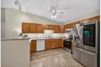 335 Starkweather Drive, Beaver Dam, WI 53916 - Photo 7
