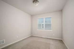 9125 Gentle Feather Rd, Verona, WI 53593 - Photo 11