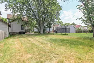 404-406 Grove St, Fort Atkinson, WI 53538 - Photo 21