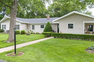 3531 E Shopiere Ln, Beloit, WI 53511 - Photo 3