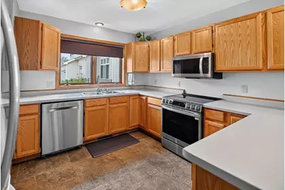 717 Diving Hawk Trail, Madison, WI 53713 - Photo 13