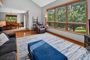 717 Diving Hawk Trail, Madison, WI 53713 - Photo 7