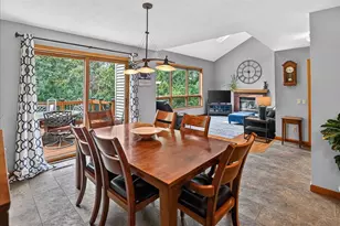 717 Diving Hawk Trail, Madison, WI 53713 - Photo 5