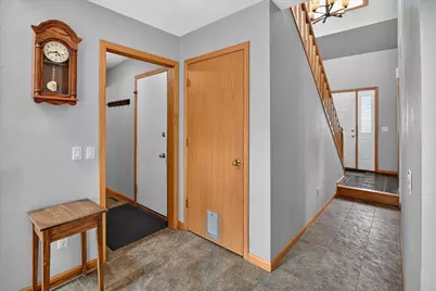 717 Diving Hawk Trail, Madison, WI 53713 - Photo 19