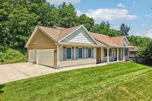 6398 Everest Dr, Madison, WI 53719 - Photo 1