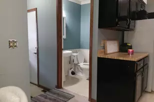 2104 Pike Dr, Madison, WI 53713 - Photo 7