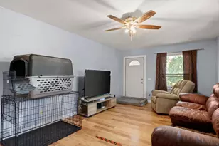 613 Memphis Ave, Madison, WI 53714 - Photo 5
