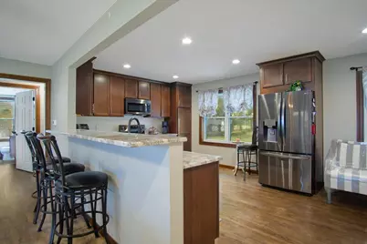 214 Breezy Point Drive, Pardeeville, WI 53954 - Photo 9