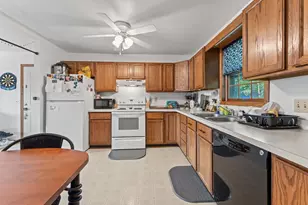 602 7th Ave, Baraboo, WI 53913 - Photo 9