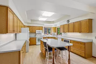 310 N High Point Rd, Madison, WI 53717 - Photo 15