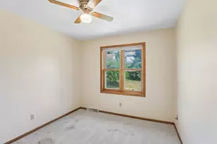 903 N Division St, Waunakee, WI 53597 - Photo 29