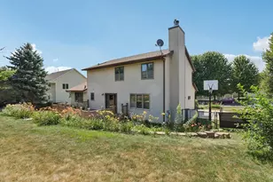 903 N Division St, Waunakee, WI 53597 - Photo 35