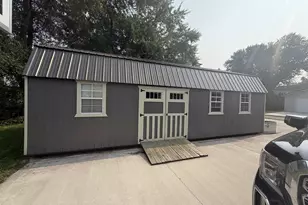 105 E Chestnut St, Pardeeville, WI 53954 - Photo 11
