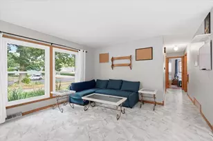 2209 Prairie Rd, Madison, WI 53711 - Photo 9