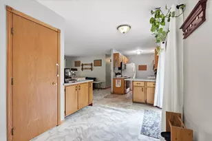 2209 Prairie Rd, Madison, WI 53711 - Photo 5