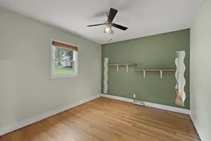 W8372 Crawford Rd, Portage, WI 53901 - Photo 19
