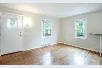3438 Hargrove Street, Madison, WI 53714 - Photo 5