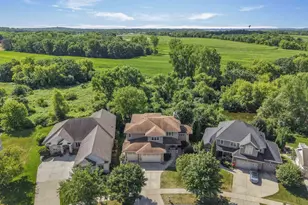 1314 Hanover Ct, Waunakee, WI 53597 - Photo 41