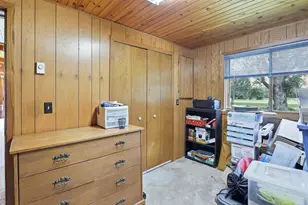 917 Division St, Mauston, WI 53948 - Photo 13