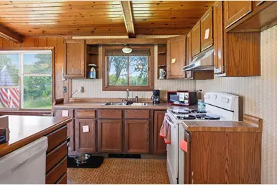 917 Division Street, Mauston, WI 53948 - Photo 7