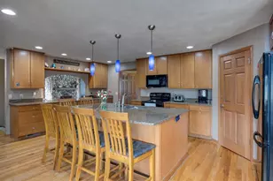 700 McMillen St, Fort Atkinson, WI 53538 - Photo 5