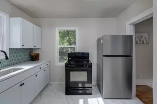 2610 Moland St, Madison, WI 53704 - Photo 11