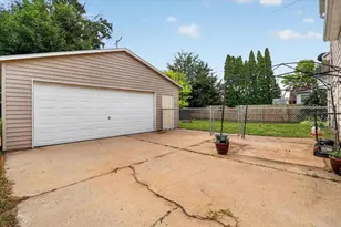 510 S Center Ave, Jefferson, WI 53549 - Photo 23