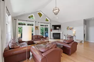 40 Illinois Ave, Wisconsin Dells, WI 53965 - Photo 11