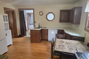 714 Ridge St, Mineral Point, WI 53565 - Photo 5
