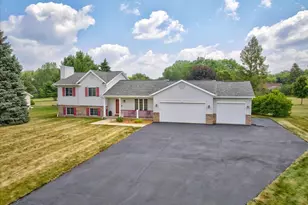 N7534 Burns Rd, Beaver Dam, WI 53916 - Photo 37