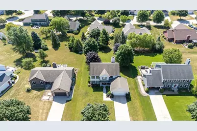 8819 W Whispering Oaks Court, Franklin, WI 53132 - Photo 3