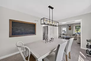 8819 W Whispering Oaks Ct, Franklin, WI 53132 - Photo 9