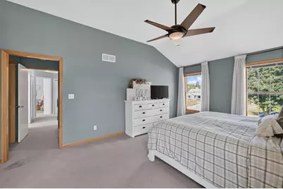 8819 W Whispering Oaks Court, Franklin, WI 53132 - Photo 27