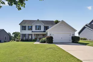 8819 W Whispering Oaks Ct, Franklin, WI 53132 - Photo 1