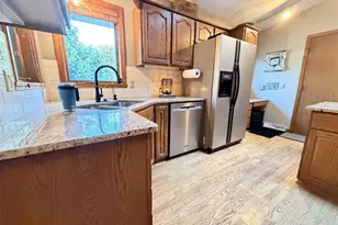 3703 Skyview Dr, Janesville, WI 53546 - Photo 3