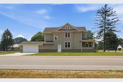 102 E 3rd Avenue, Brodhead, WI 53520 - Photo 3