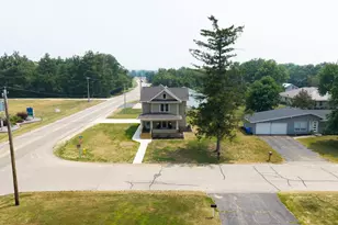 102 E 3rd Ave, Brodhead, WI 53520 - Photo 43