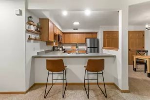 5354 Congress Ave, Madison, WI 53718 - Photo 9
