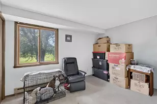 N6637 Meadowview Dr, Pardeeville, WI 53954 - Photo 15